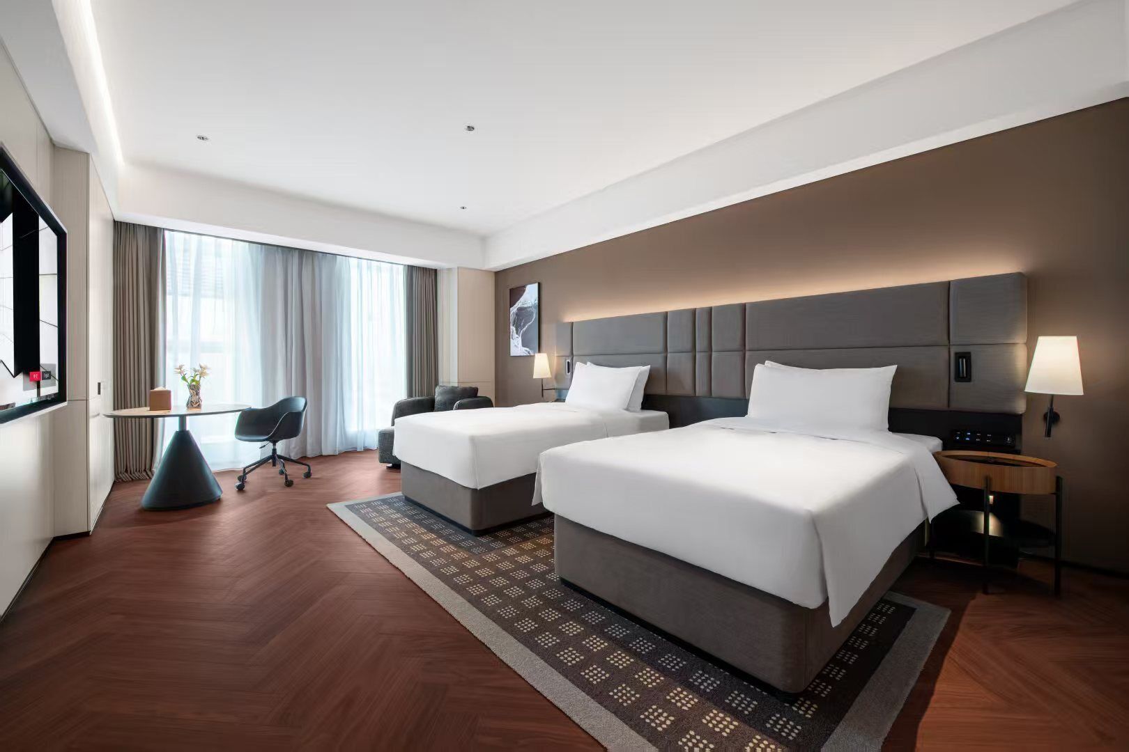 Basic Twin Room, City View | Desk, laptop workspace, soundproofing, iron/ironing board