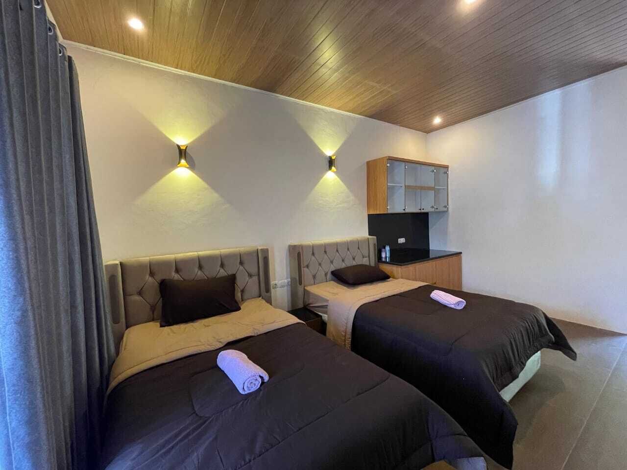 Deluxe Twin kamer, patio, uitzicht op bergen | Een bureau, gratis wifi
