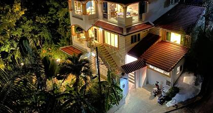 Oasis Villa Hidden Tropical Retreat in Karon