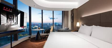 Superior Double Room, City View