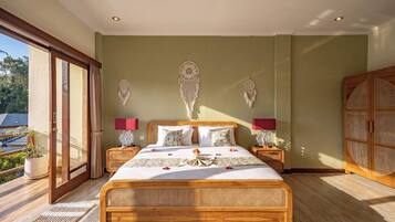 In-room safe, blackout drapes, free WiFi, bed sheets