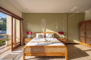 Villa, 2 camere da letto, piscina privata, vista piscina | Una cassaforte in camera, tende oscuranti, Wi-Fi gratuito, lenzuola