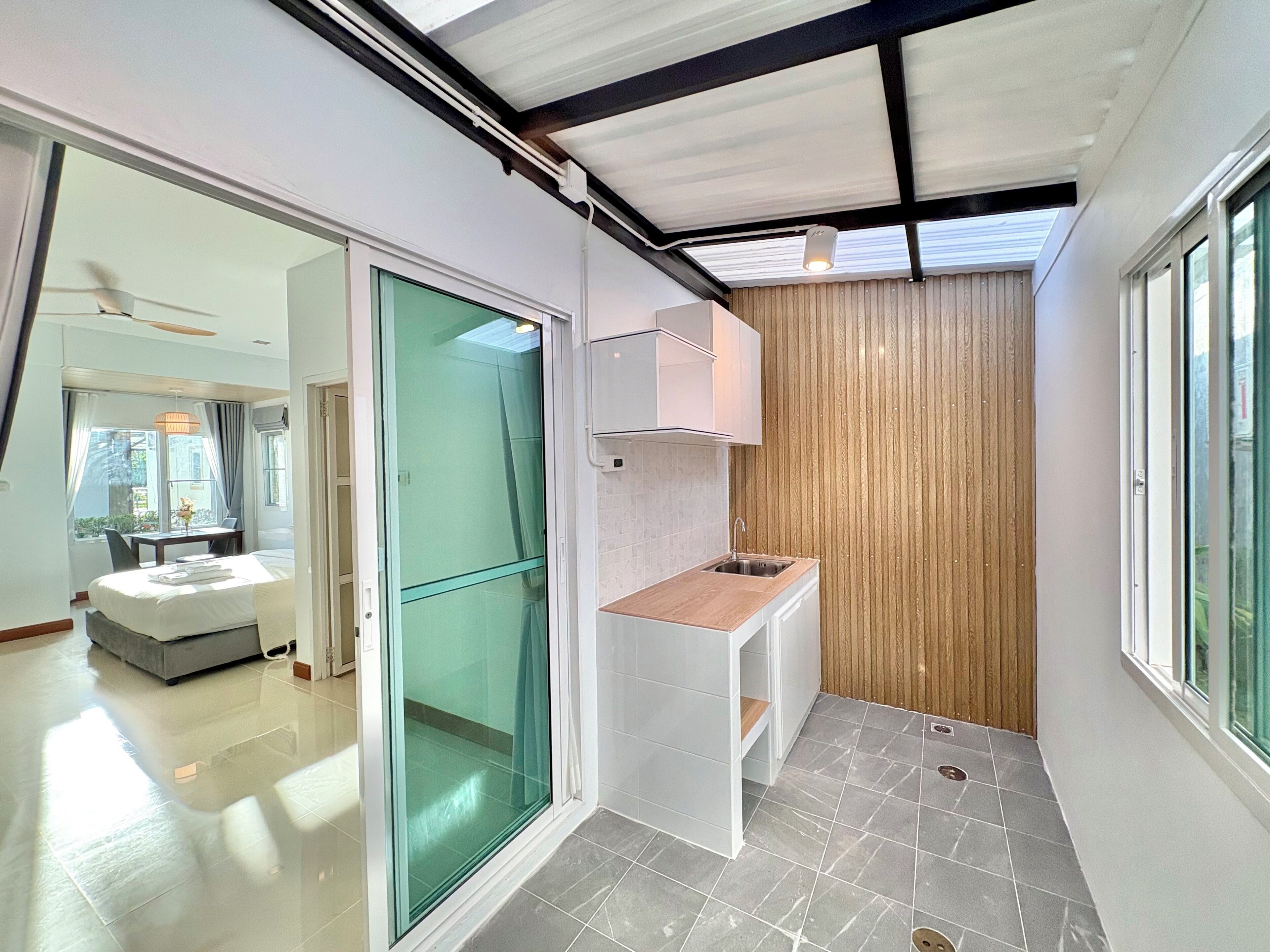 Standard Room, Balcony, Garden View | Interior
