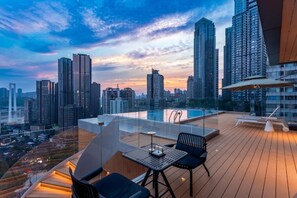 Khu ẩm thực ngoài trời
