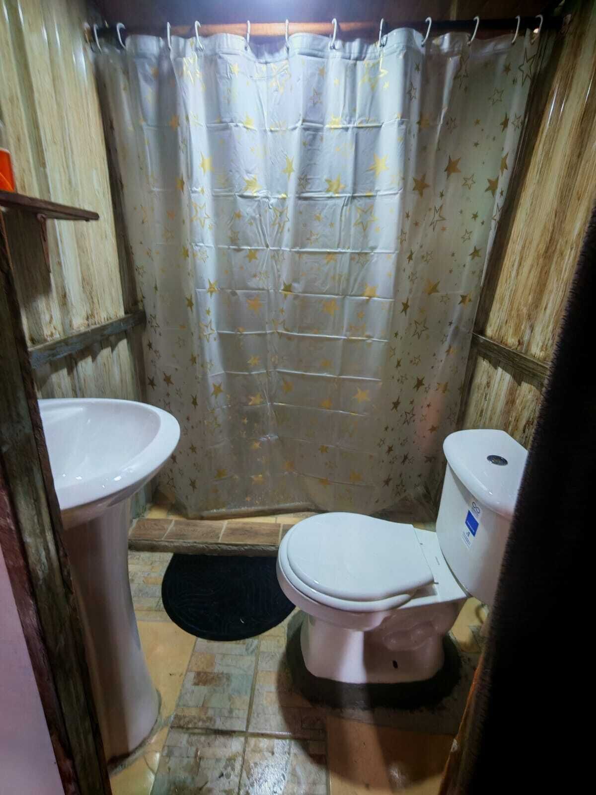 Towels, soap, toilet paper