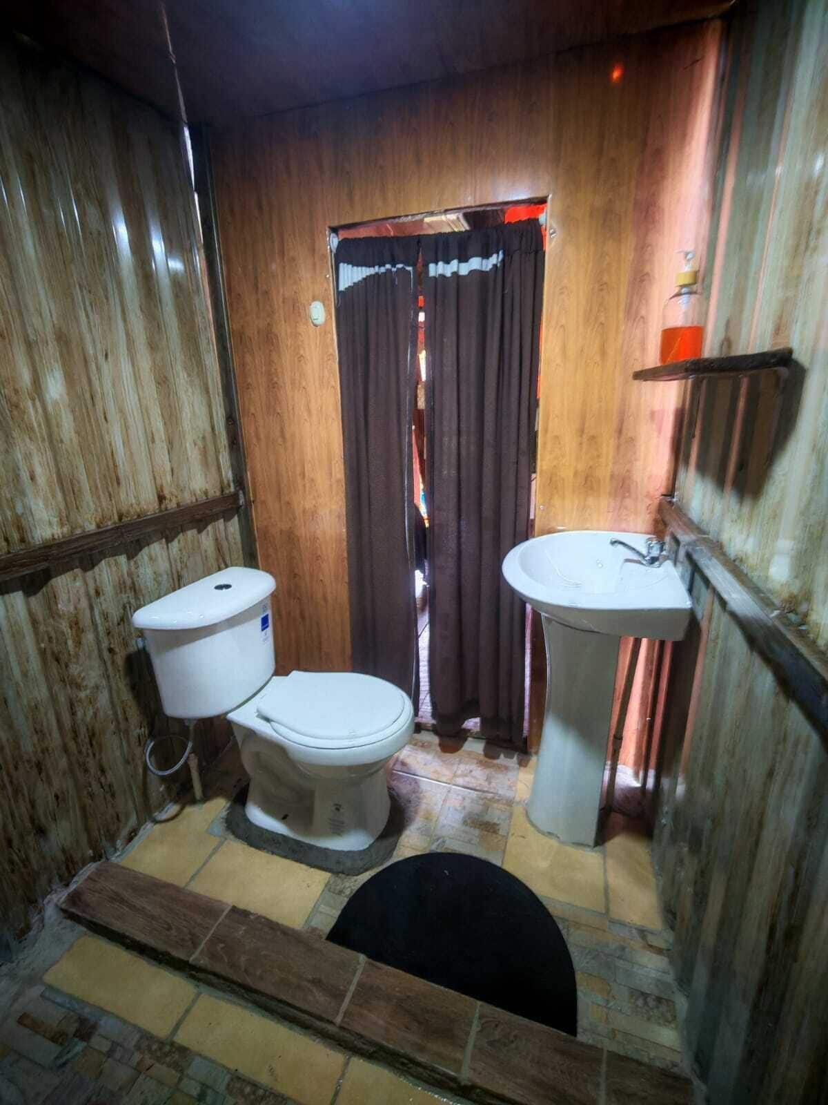 Towels, soap, toilet paper