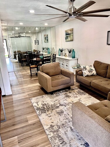 Cozy 1-bedroom and 1 bath condo in fabulous Palm Springs