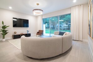 Living area - Premium 3BR at Spectrum+ Reunion, Golf Resort, 10 Min to Disney (Kissimmee)