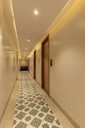 Lobby sitting area - The Archway Hotel (Haldwani)