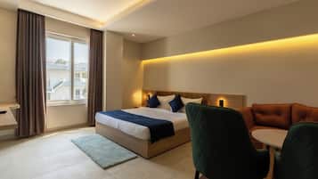 Premium Room | Desk, free WiFi