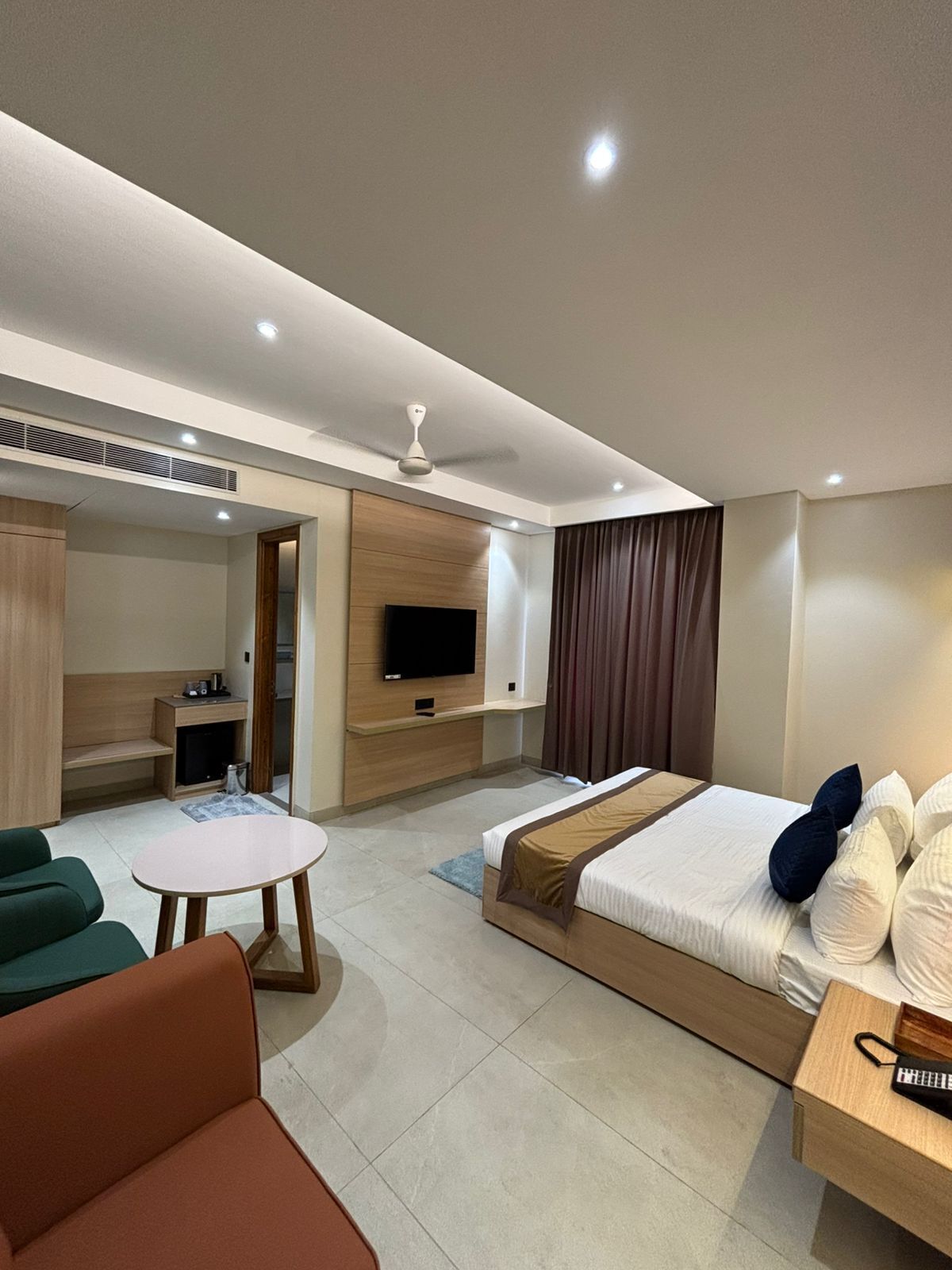 Quarto premium | Escrivaninha, Wi-Fi de cortesia