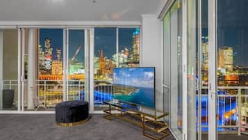 Departamento Deluxe, balcón, vista a la ciudad | Interior