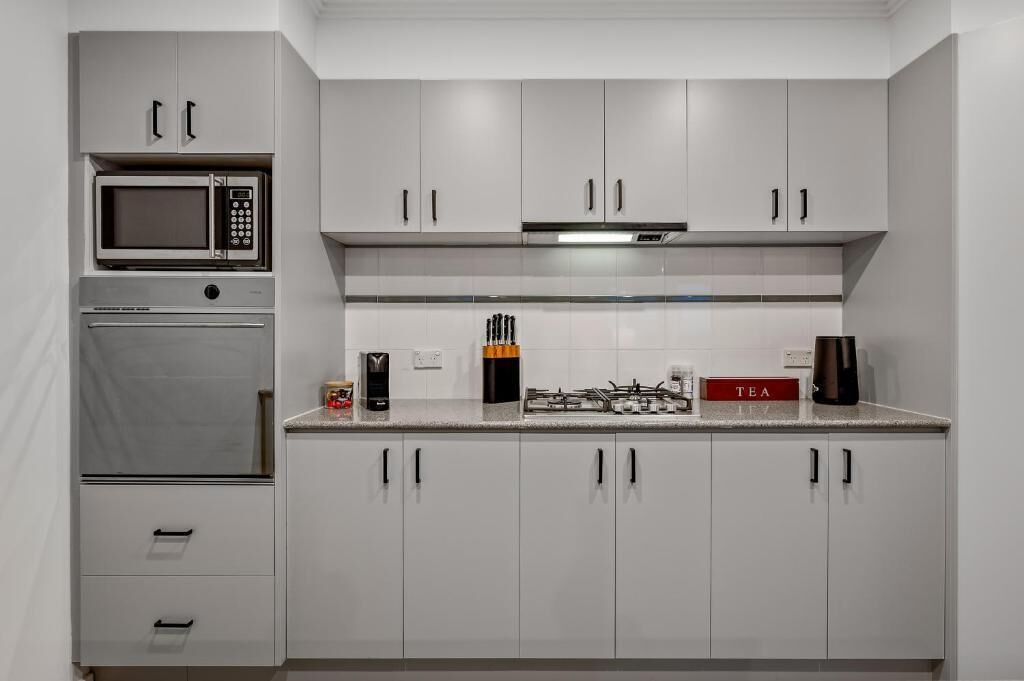Deluxe Apartment, Balcony, City View | Private kitchen