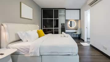 City Apartment | Iron/ironing board, free WiFi