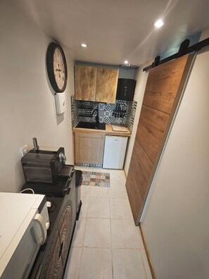 Private kitchen - Vrbo Property (Artigues)