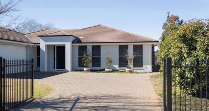 Wheelers House, Family Entertainer