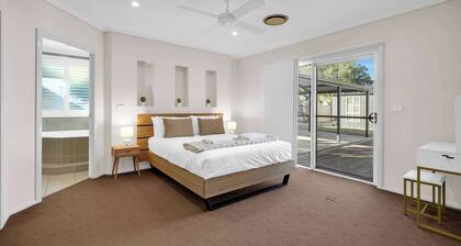 Wheelers House, Family Entertainer