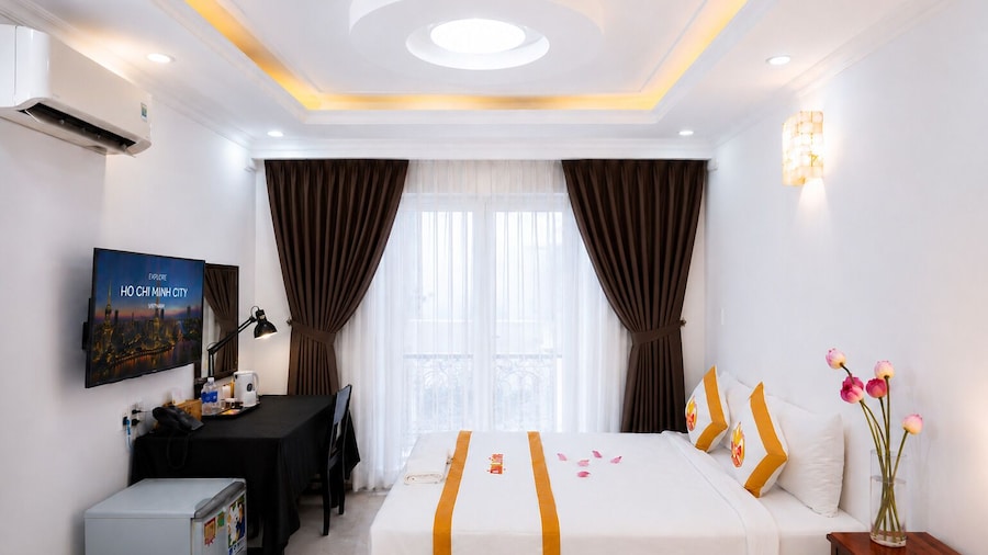 The Rice Hotel - Ben Thanh Market