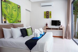 Iron/ironing board, WiFi, bed sheets - 3 Bedrooms Private Pool Villa (Tambon Rawai)