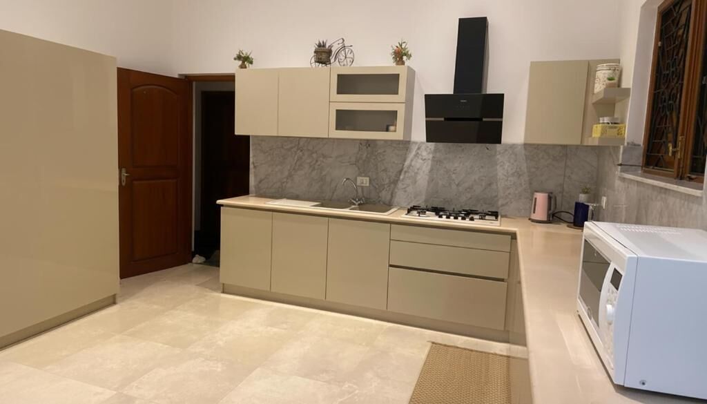 Habitación Deluxe doble, vistas al jardín | Cocina privada | Frigorífico y horno