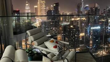 Apartamento, sacada, vista para o canal | Área da propriedade
