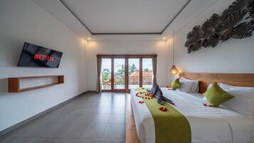 Villa, 1 Bedroom, Private Pool | Free WiFi, bed sheets