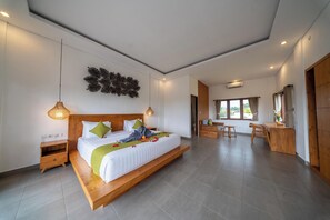 Vila, 2 quartos, piscina particular | Wi-Fi de cortesia, roupa de cama
