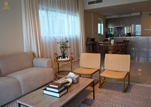 TV - Seaside 2BR Escape in Al Reem (Abu Dhabi)