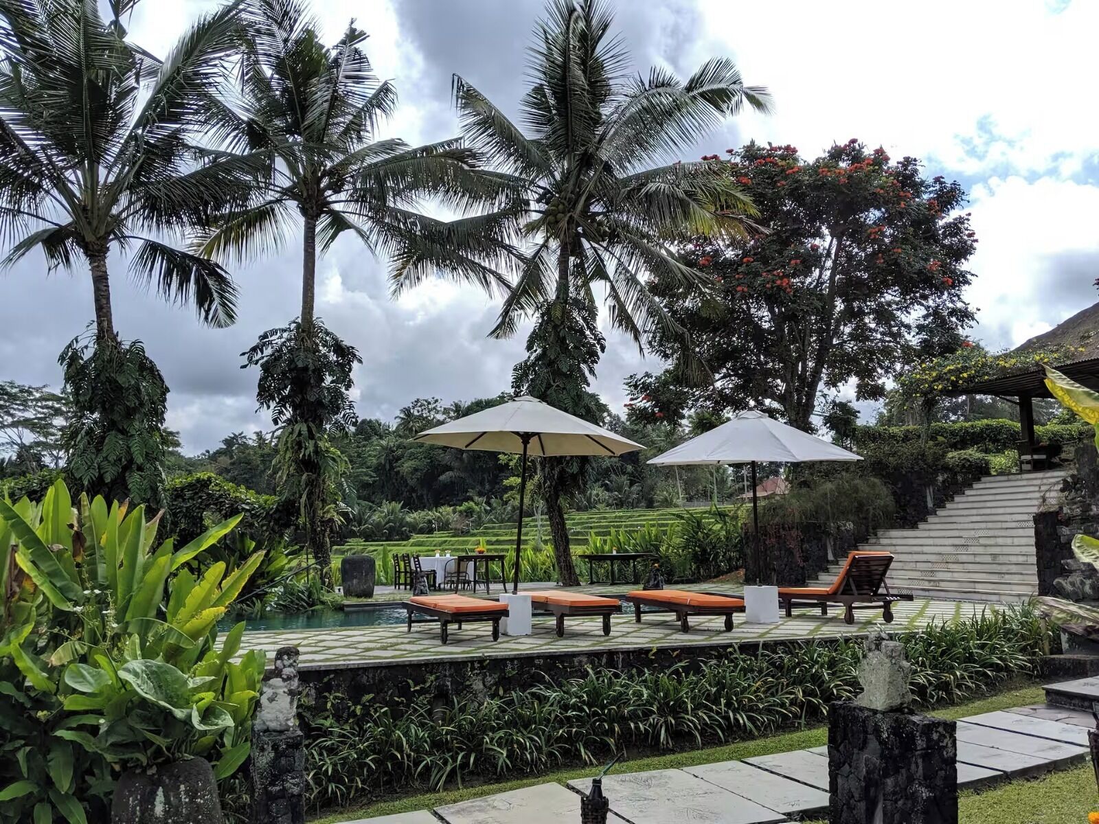 Family Villa, Garden View | Outdoor dining