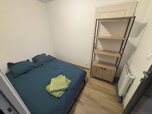 WiFi, bed sheets - Vrbo Property (Saint-Jean-de-la-Rivière)
