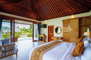 Biệt thự Deluxe, hồ bơi riêng | Két bảo mật tại phòng, phòng cách âm, bàn ủi/dụng cụ ủi quần áo 