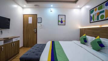Standard Double Room | Iron/ironing board