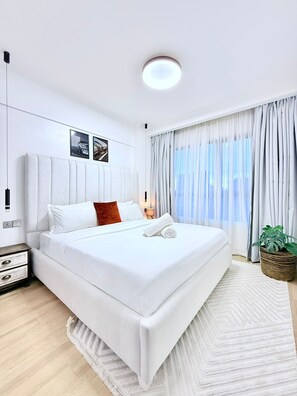 Superior Apartment, City View | Individually decorated, individually furnished, desk, laptop workspace - Marina Bay Square Westlands (Nairobi)