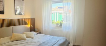 Newly renovated: Stylish, quiet apartment with garden - in the town center & close to the beach