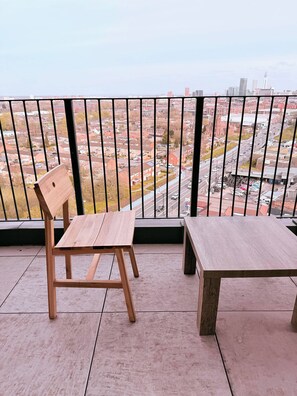 Property grounds - One bedroom Flat with Balcony Views in Birmingham (Birmingham)