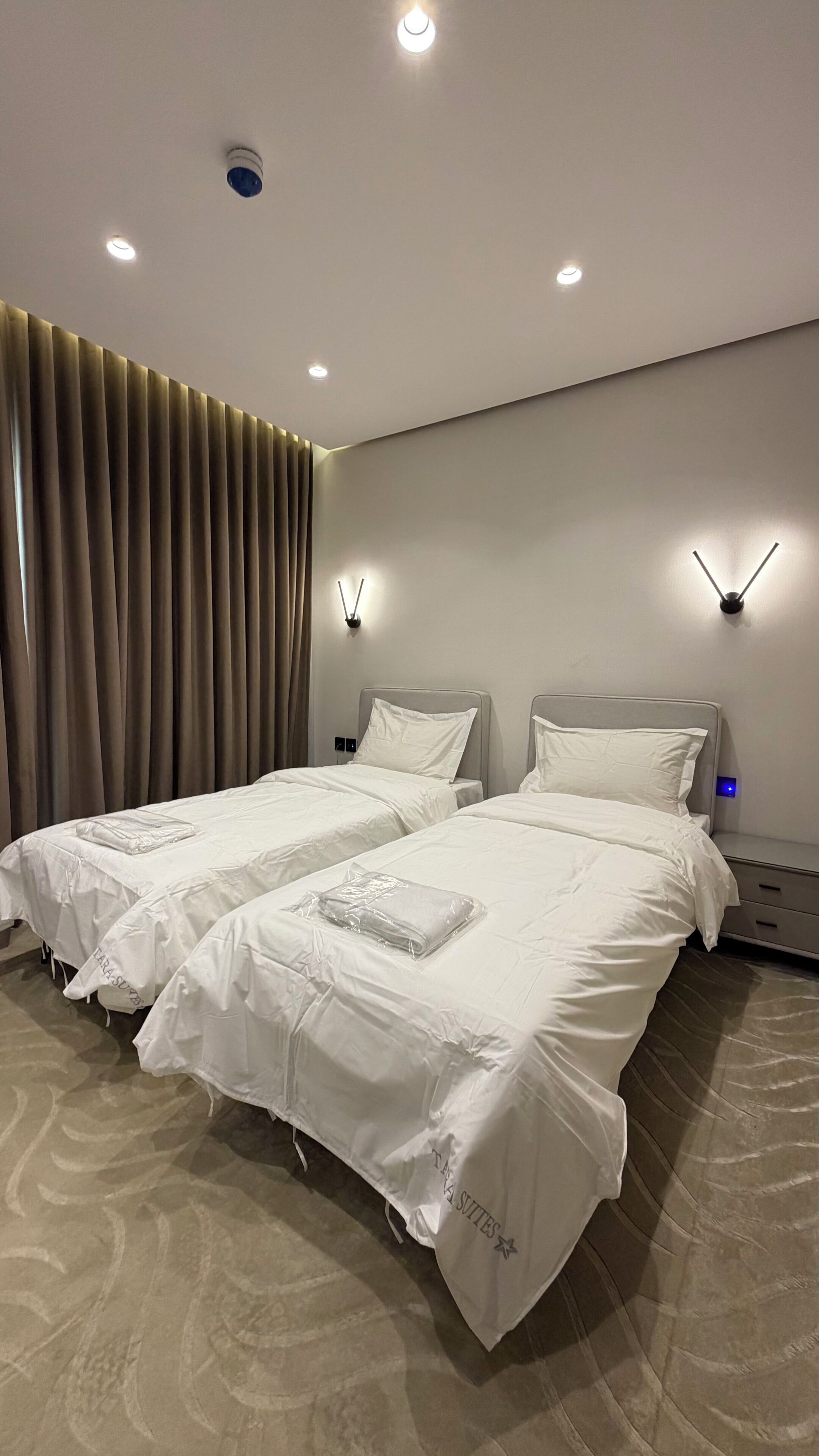 Iron/ironing board, Internet, bed sheets, wheelchair access