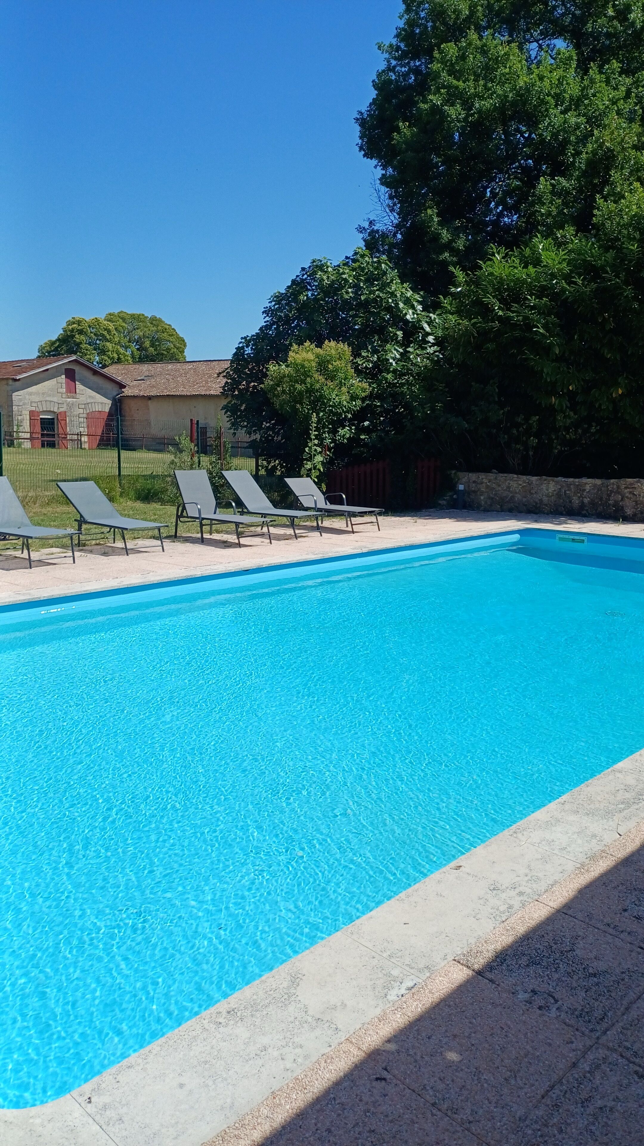 Piscina externa, piscina aquecida
