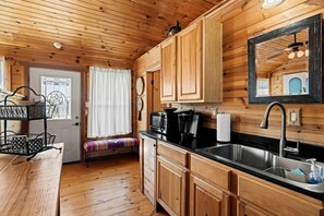 Fridge, microwave, stovetop, coffee/tea maker - Pet-Friendly Cabin with Sweeping Views Overlooking Fredericksburg, Texas (Fredericksburg)