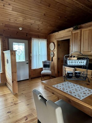 Interior - Pet-Friendly Cabin with Private Hot Tub Overlooking Spring Creek in Fredericksburg, Texas (Fredericksburg)