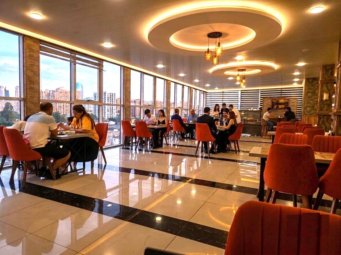 مطعم