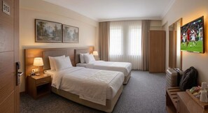Economy Twin Room | Premium bedding, desk, laptop workspace, soundproofing - Amazon Hotel Baku (Baku)