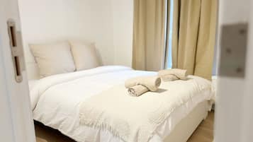 1 slaapkamer, een strijkplank/strijkijzer, gratis wifi, beddengoed