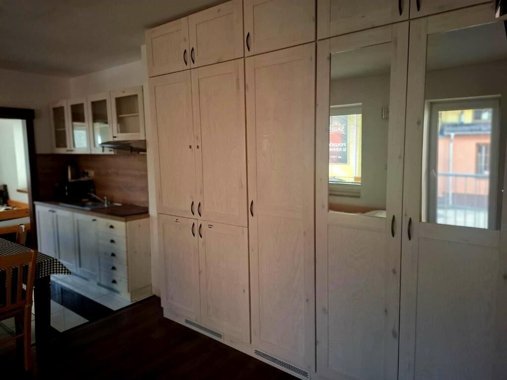 Appartement Familial, balcon | Intérieur