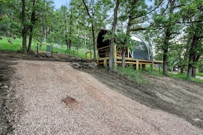 Miscellaneous - Secluded Glamping Retreat with Forest Trails Near Mount Rushmore in the Black Hills, South Dakota (Hermosa)