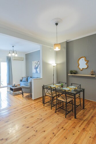 The Sapling by Nexus | next to TIF and metro station