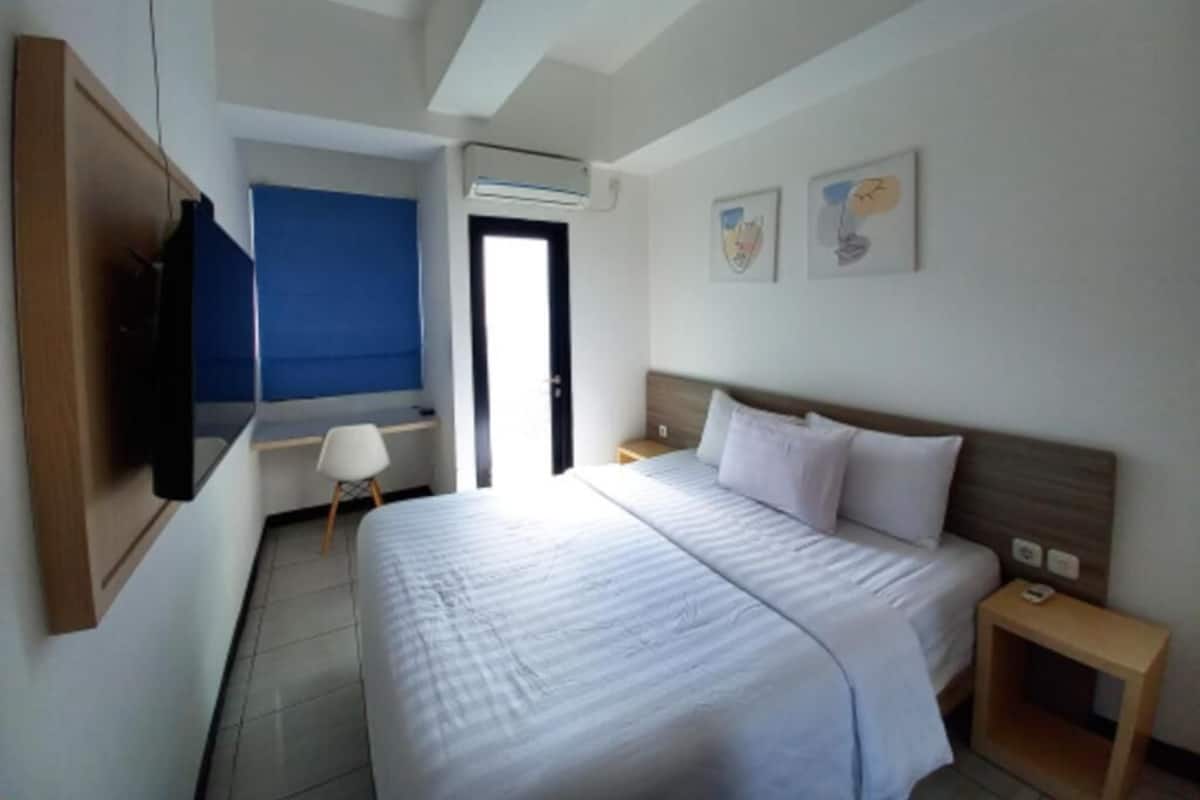 Family Suite, 2 Bedrooms, Balcony, City View | Wi-fi percuma 