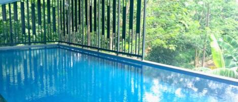 Piscina externa