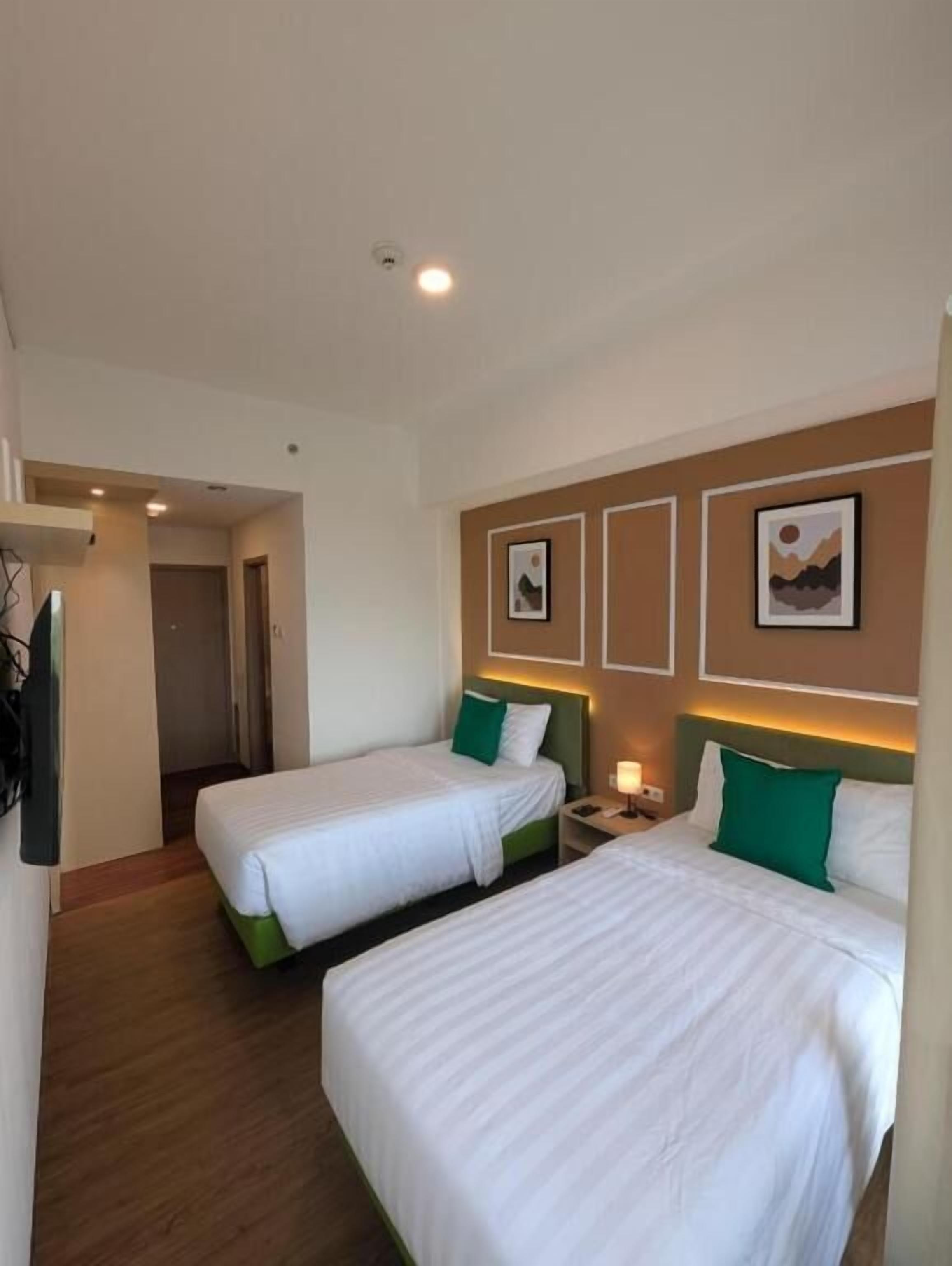 Exclusive Twin Room, 2 Single Beds, Balcony, City View | Free WiFi