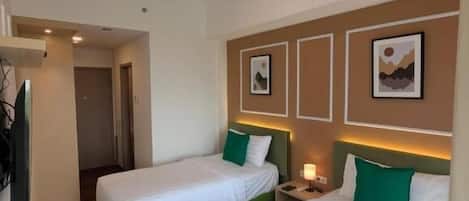 Exclusive Twin Room, 2 Twin Beds, Balcony, City View | Free WiFi