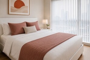 Standard Room | Iron/ironing board, free WiFi - The Linden Row (Toronto)